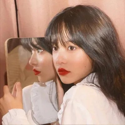 衣橱里的她1